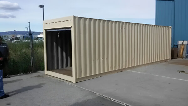 30ft Refurbished Storage Container with Roll-Up Door